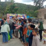 Aswaruddin Lubis Santuni Anak Yatim Saat Peresmian Tempat Hiburan Atar Jaya Kids & Caffe Ada Di Lingga Bayu